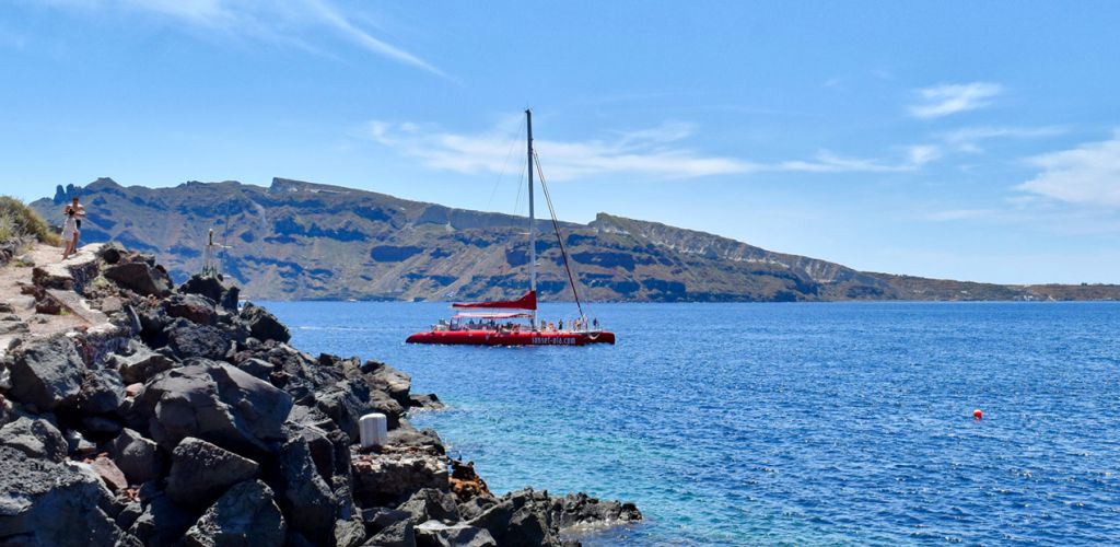 Ιστιοπλοΐα στη Σαντορίνη